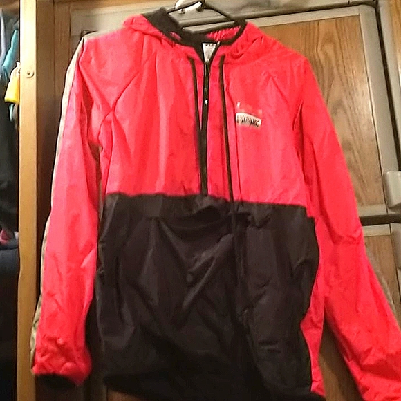 Parka - Picture 1 of 4